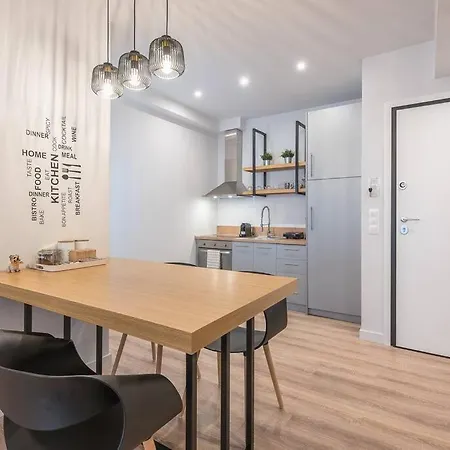 Urban & Spacious Apartment Athens Exterior photo