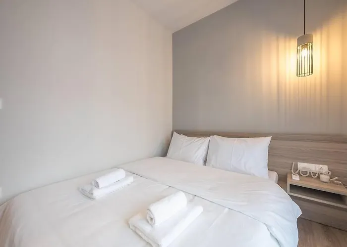 Urban & Spacious Apartment