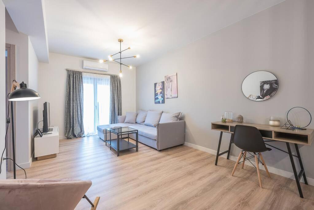 Urban & Spacious * Athens